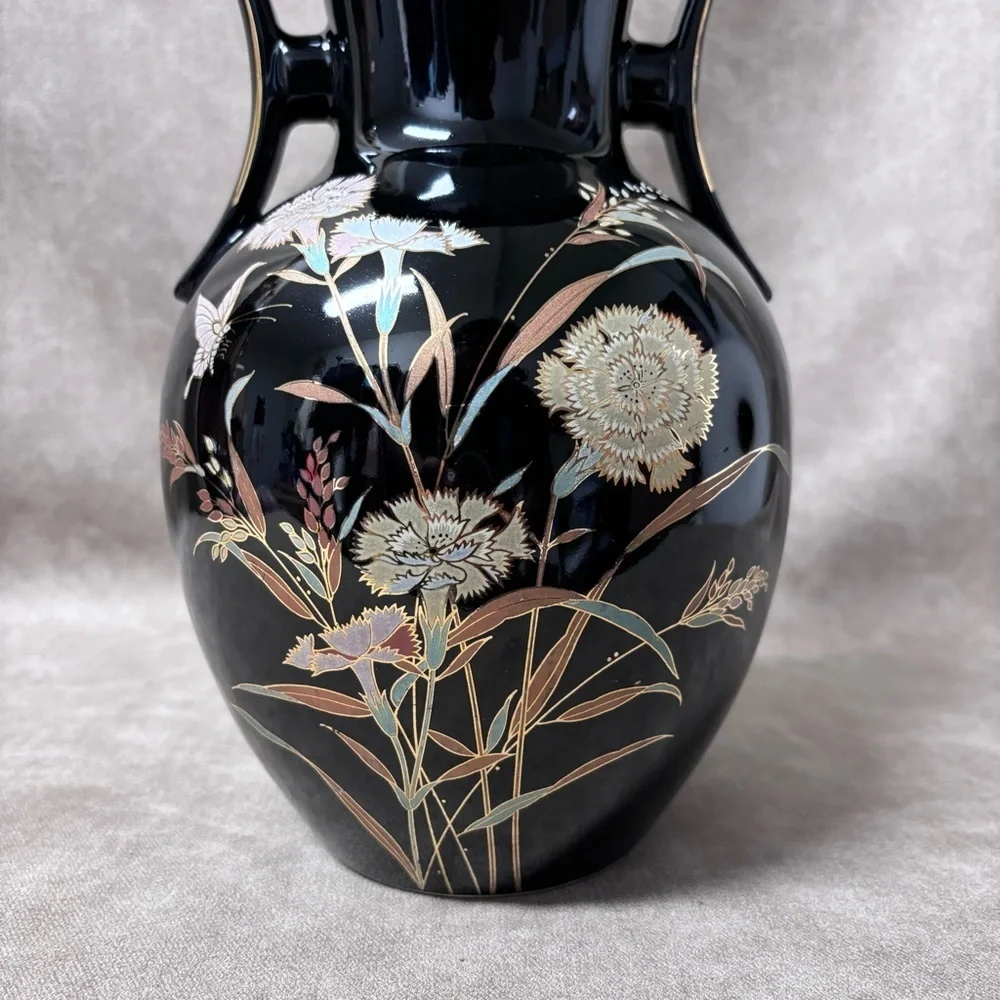 Vintage Made in Japan Black Mini Vase with Hand Painted Flowers *STUNNING*